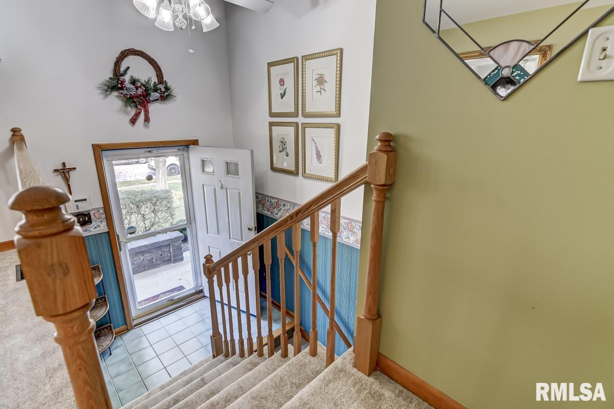 2208 Kaskaskia Drive Springfield, IL 62702 - Photo 2 of 37 Gallery Image 2