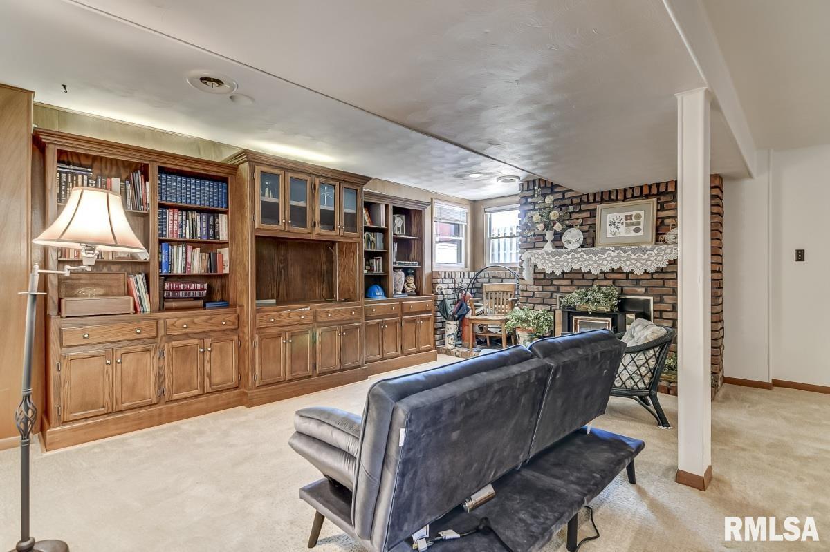 2208 Kaskaskia Drive Springfield, IL 62702 - Photo 26 of 37 Gallery Image 26