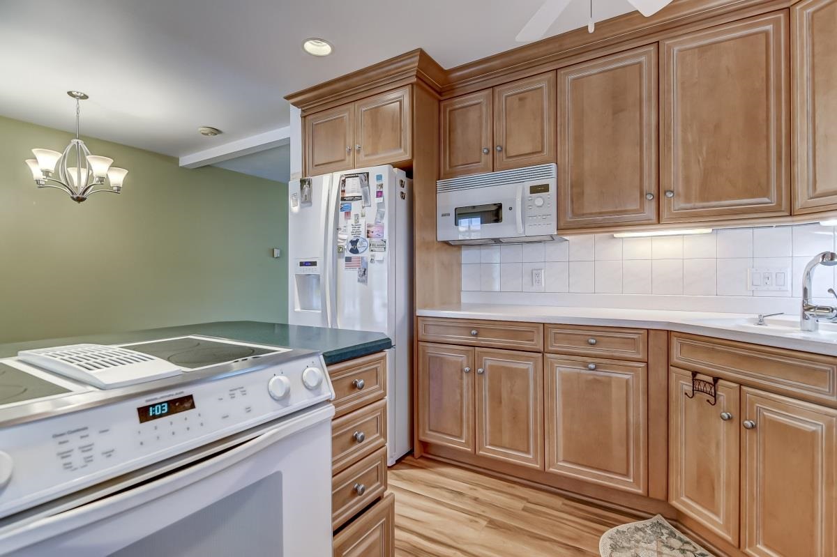 2208 Kaskaskia Drive Springfield, IL 62702 - Photo 9 of 37 Gallery Image 9