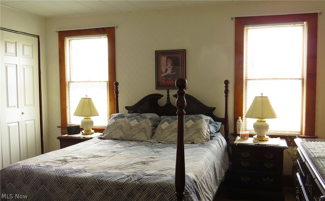 634 Hall Road Elyria, OH 44035 - Photo 15 of 20 Oak touches throughout 2nd floor.