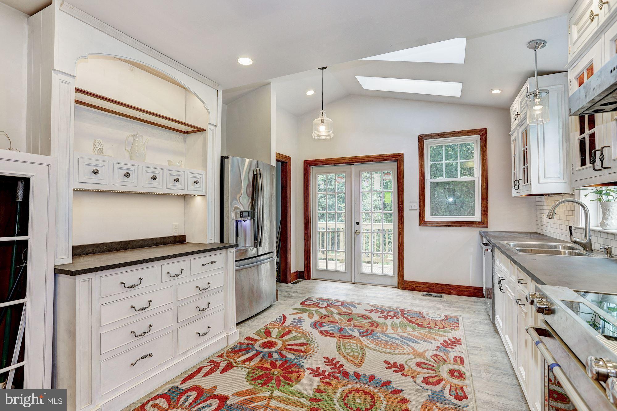 11858 Frederick Road Ellicott City, MD 21042 - Photo 13 of 35 Remodeled kitchen