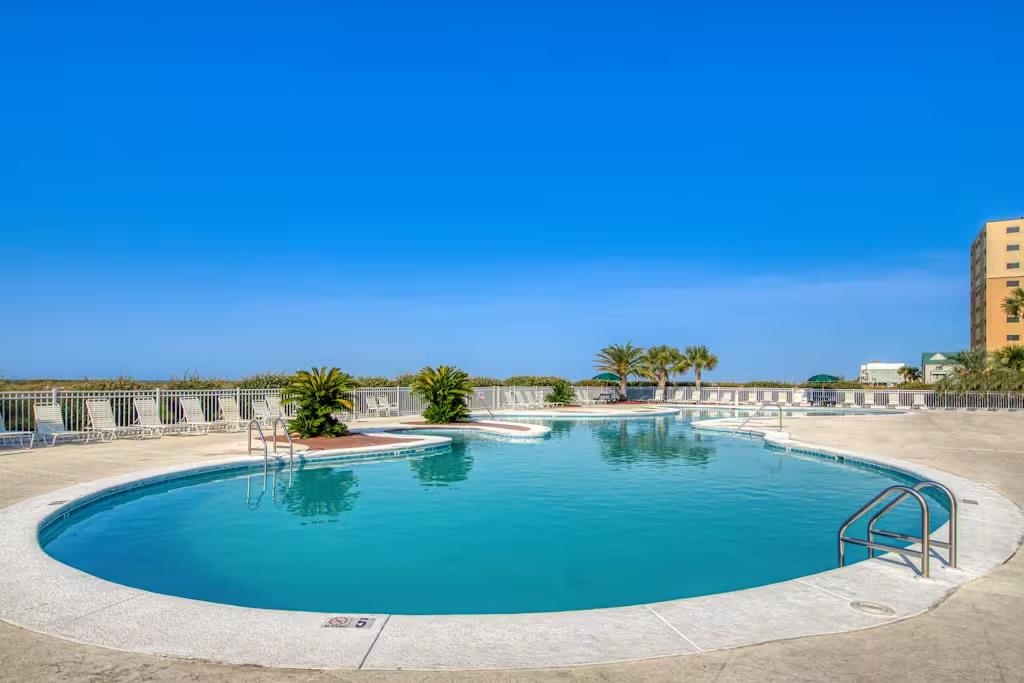 400 Plantation Road, Unit 4409 Gulf Shores, AL 36542 - Photo 21 of 34 Pool