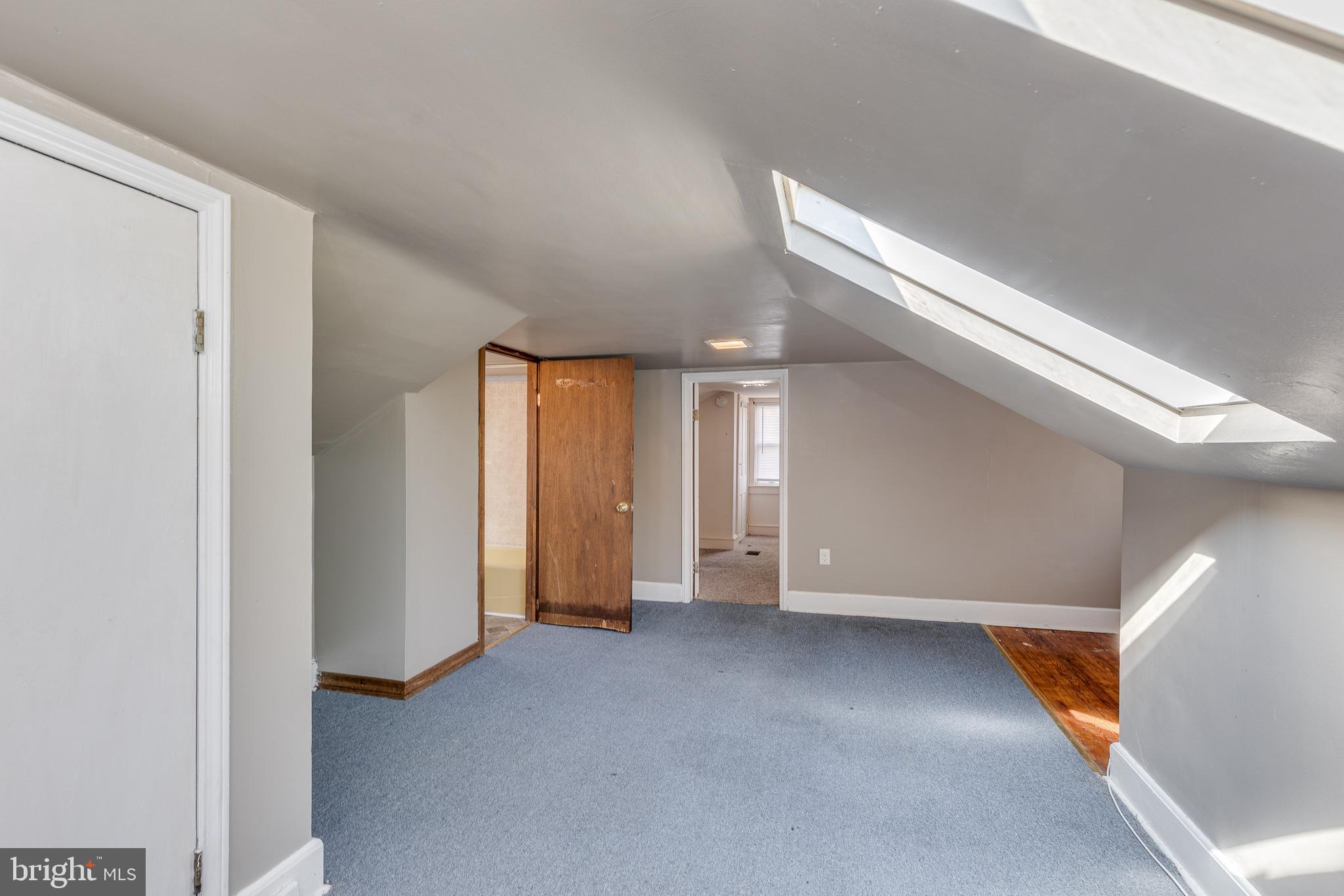427 Buttonwood Street Delanco, NJ 08075 - Photo 21 of 40 Second floor bedroom