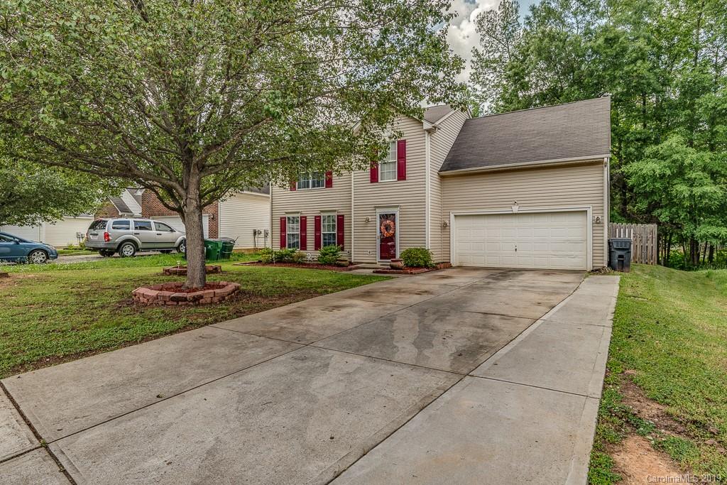 8331 Fox Swamp Road Charlotte, NC 28215 - Photo 2 of 38 Gallery Image 2