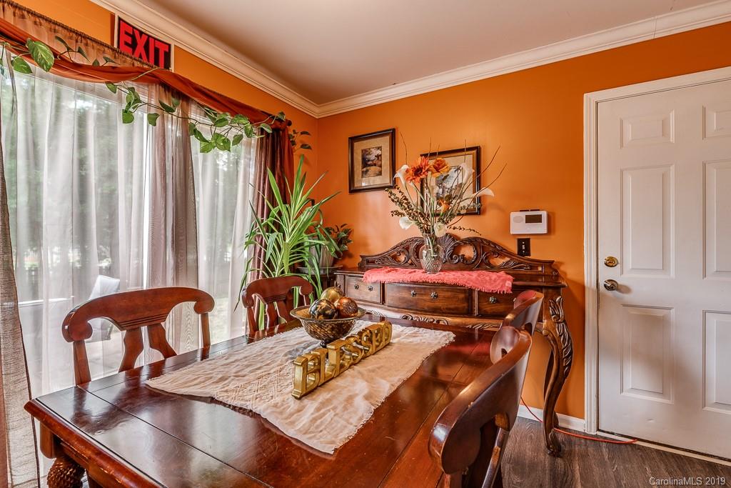 8331 Fox Swamp Road Charlotte, NC 28215 - Photo 12 of 38 Gallery Image 12