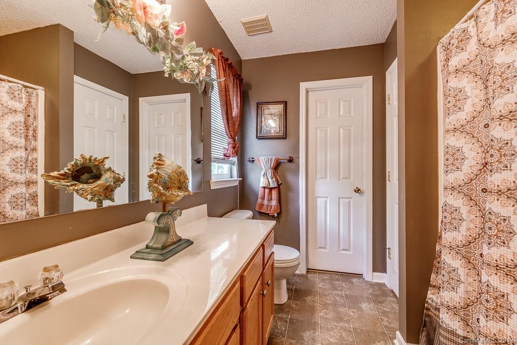 8331 Fox Swamp Road Charlotte, NC 28215 - Photo 21 of 38 Gallery Image 21