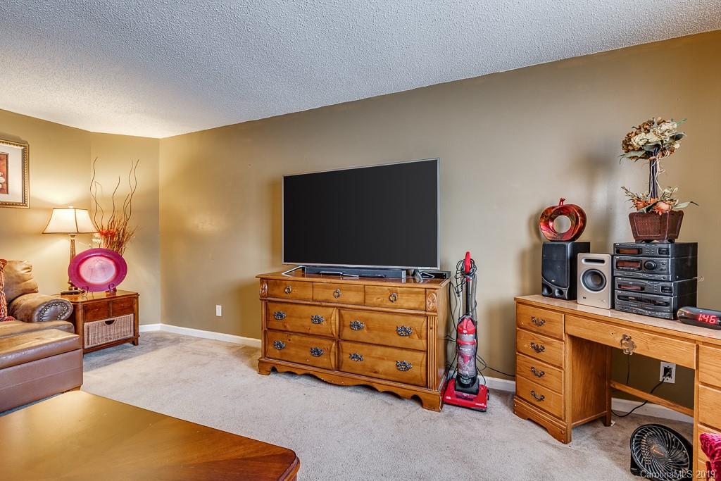 8331 Fox Swamp Road Charlotte, NC 28215 - Photo 27 of 38 Gallery Image 27