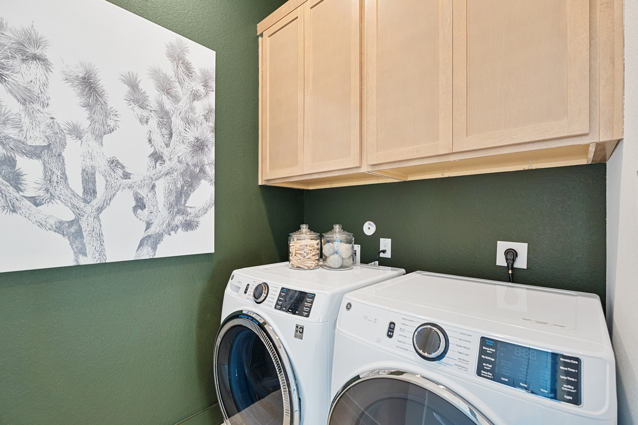 327 Afton Drive Rosenberg, TX 77471 - Photo 29 of 48 a utility room with dryer and washer
