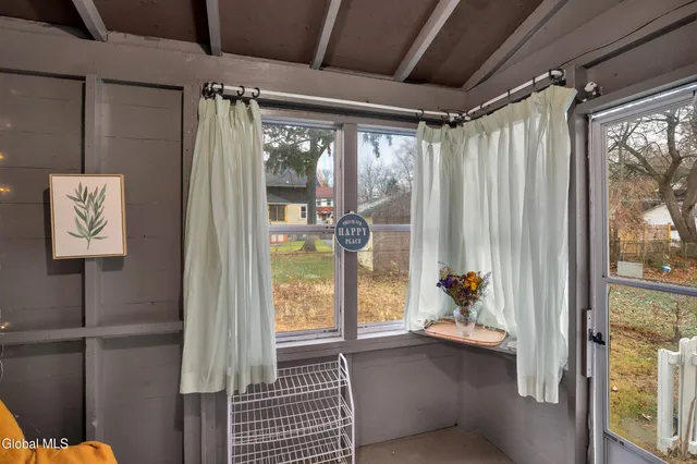 $317,500 | 1912 8th Street, Rensselaer, NY 12144