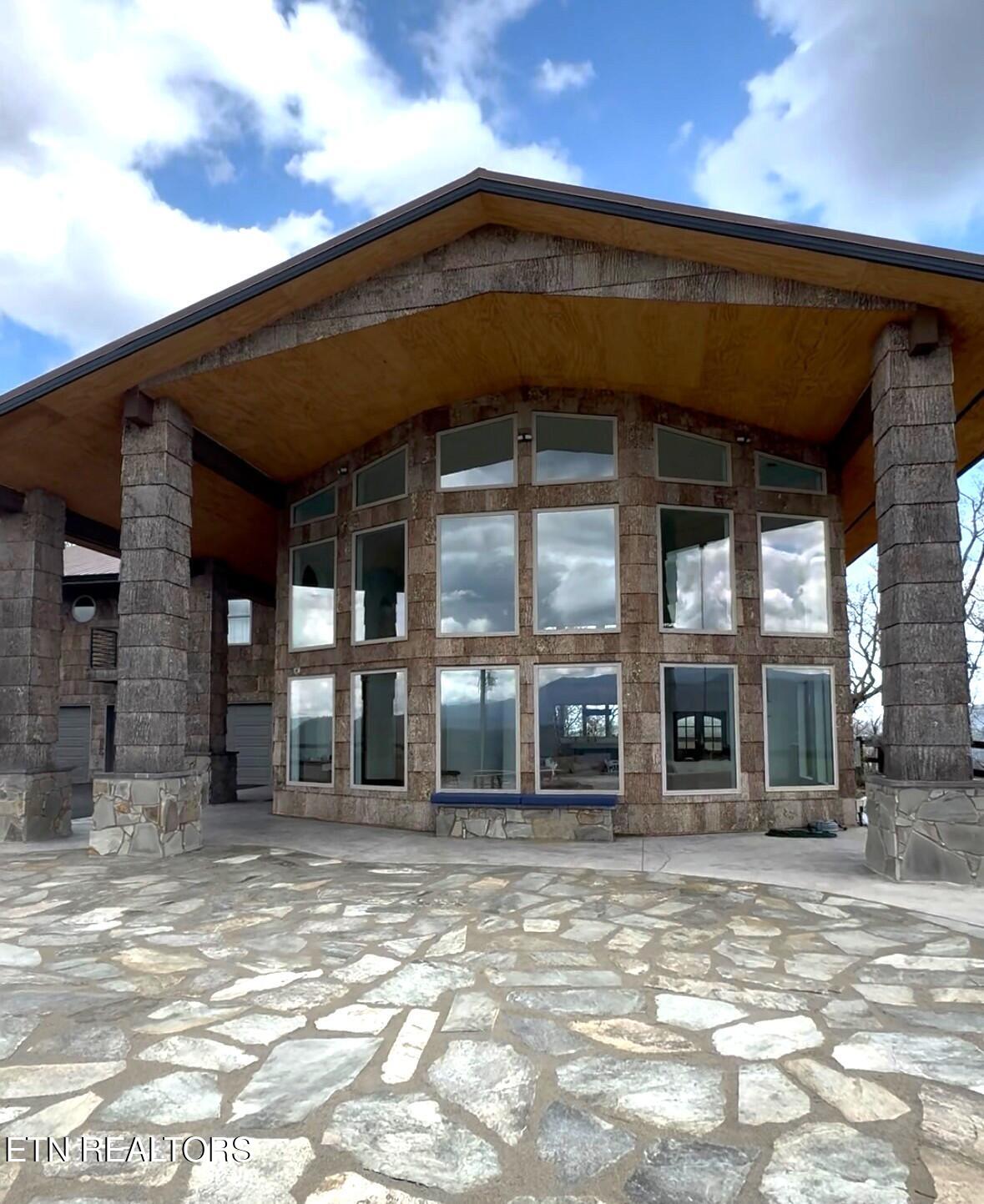 3661 Richardson Cove Road Sevierville, TN 37876 - Photo 2 of 60 Richardson Cove Front 2