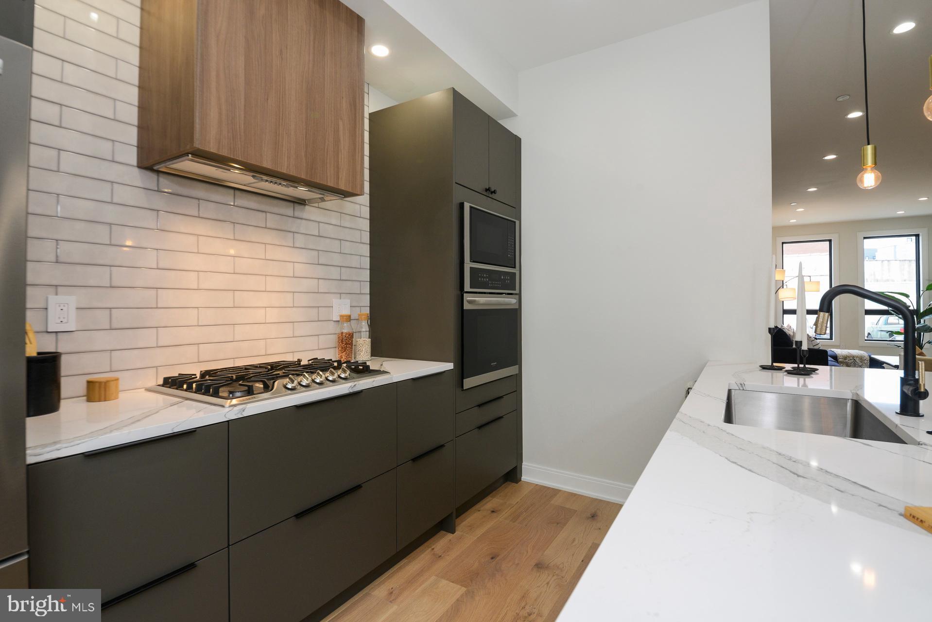 416 Rector Street, Unit A Philadelphia, PA 19128 - Photo 6 of 14 Gallery Image 6