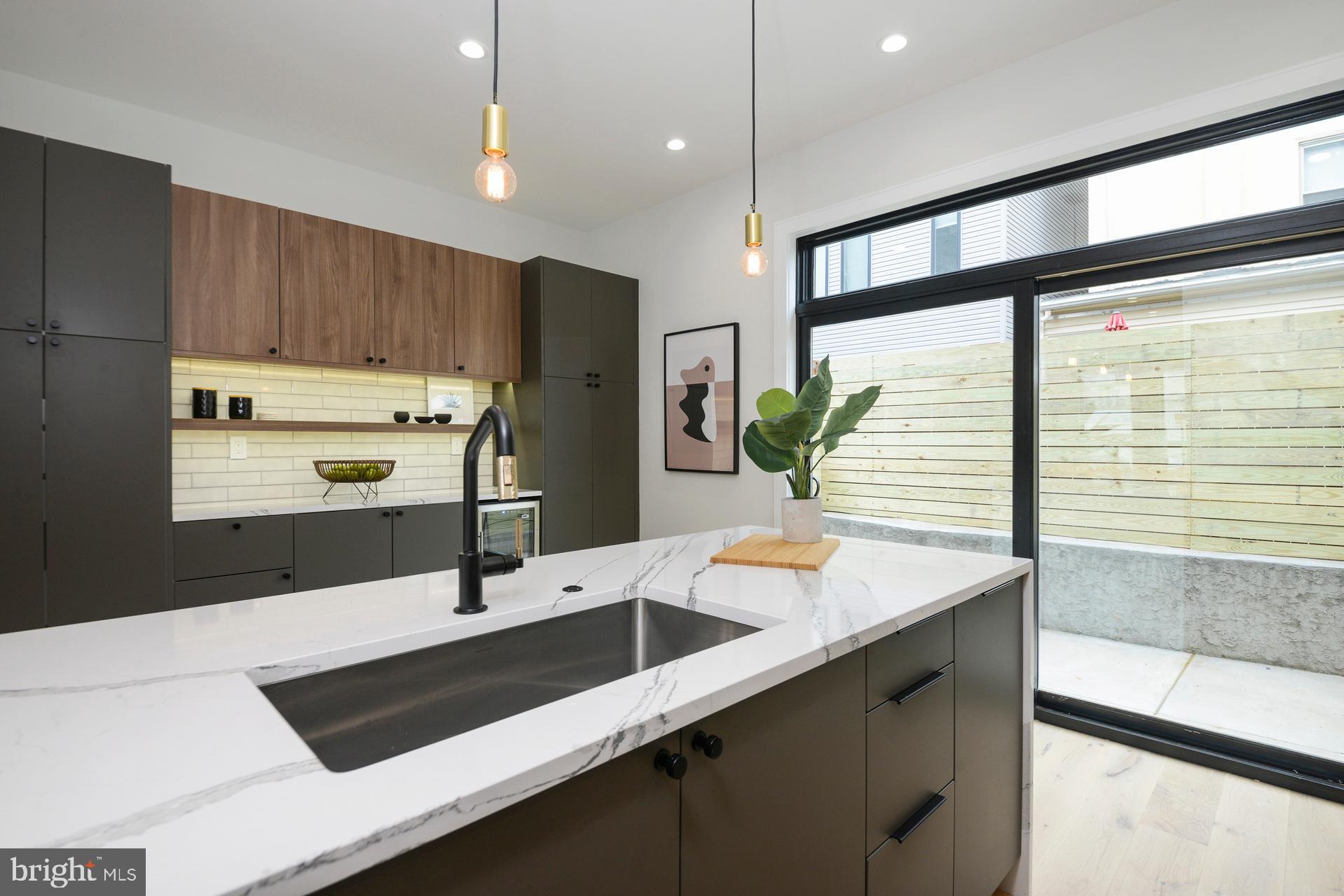 416 Rector Street, Unit A Philadelphia, PA 19128 - Photo 7 of 14 Gallery Image 7