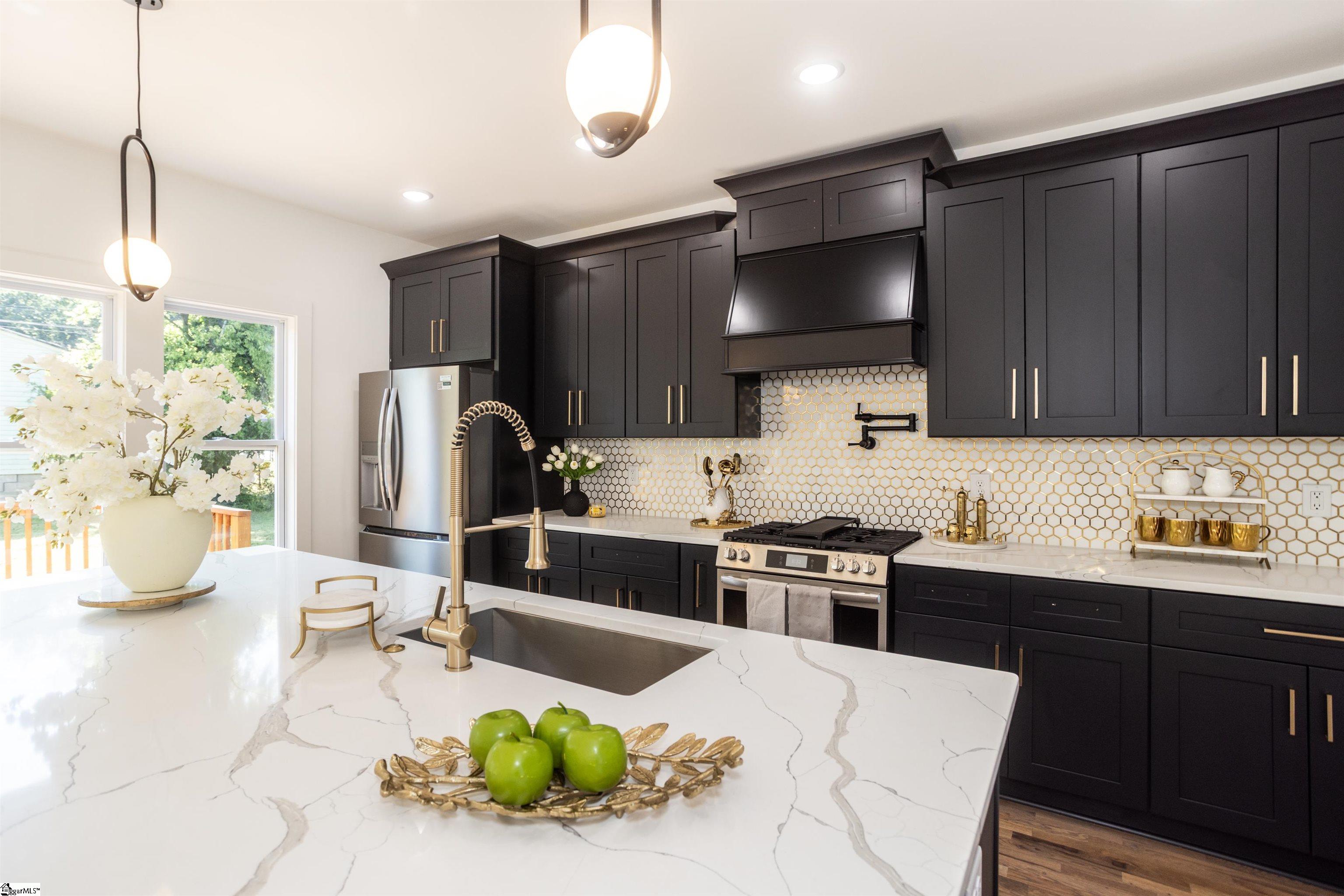 304 Cook Street Greenville, SC 29601 - Photo 8 of 50 Gallery Image 8
