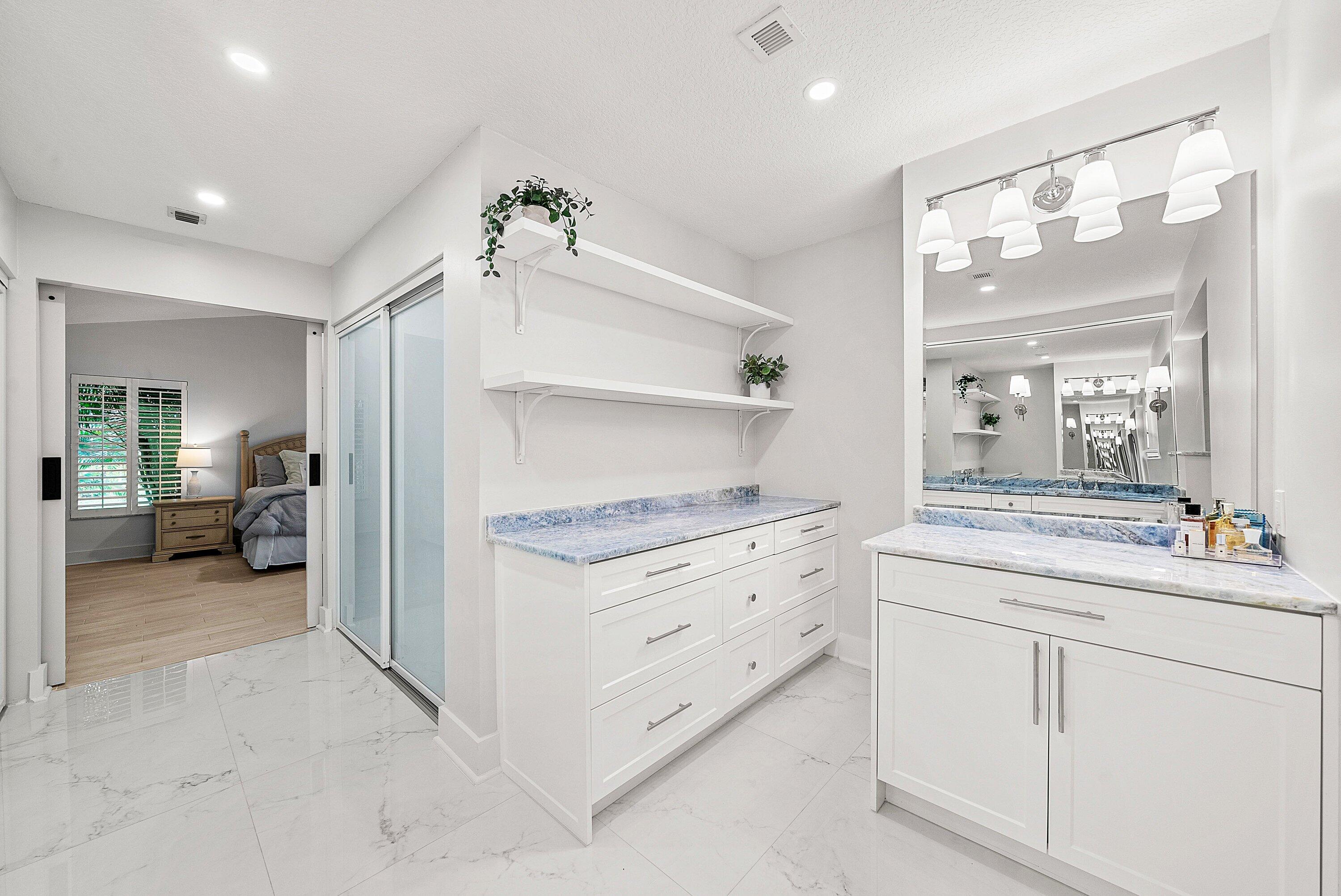 23373 Water Circle Boca Raton, FL 33486 - Photo 14 of 66 primary suite bathroom
