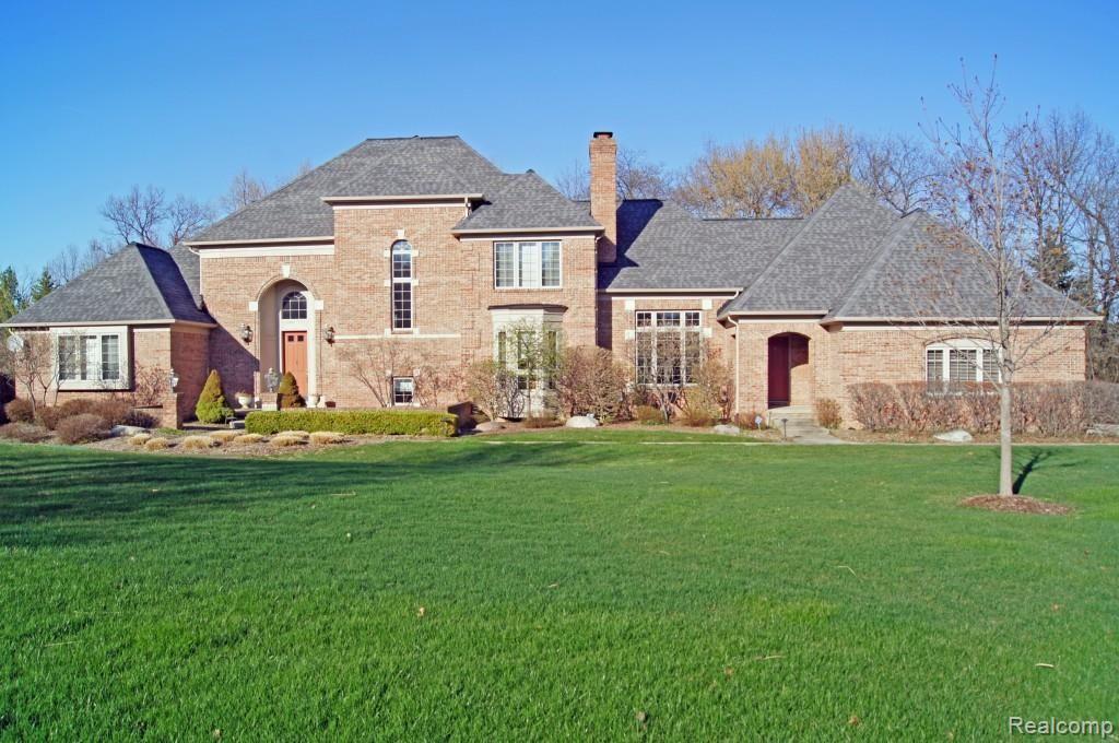 1812 Fox Run Rochester Hills, MI 48306 - Photo 5 of 48