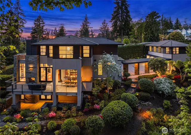 $9,860,000 | 9632 Lake Washington Boulevard Northeast, Bellevue, WA 98004