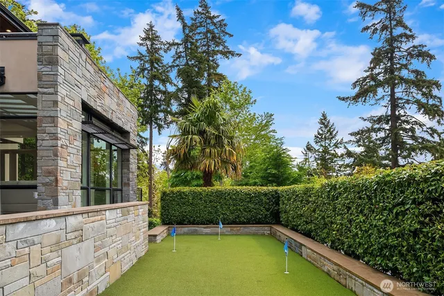 $9,860,000 | 9632 Lake Washington Boulevard Northeast, Bellevue, WA 98004
