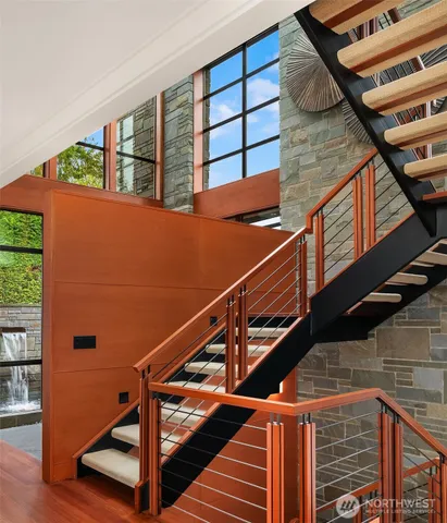 $9,860,000 | 9632 Lake Washington Boulevard Northeast, Bellevue, WA 98004