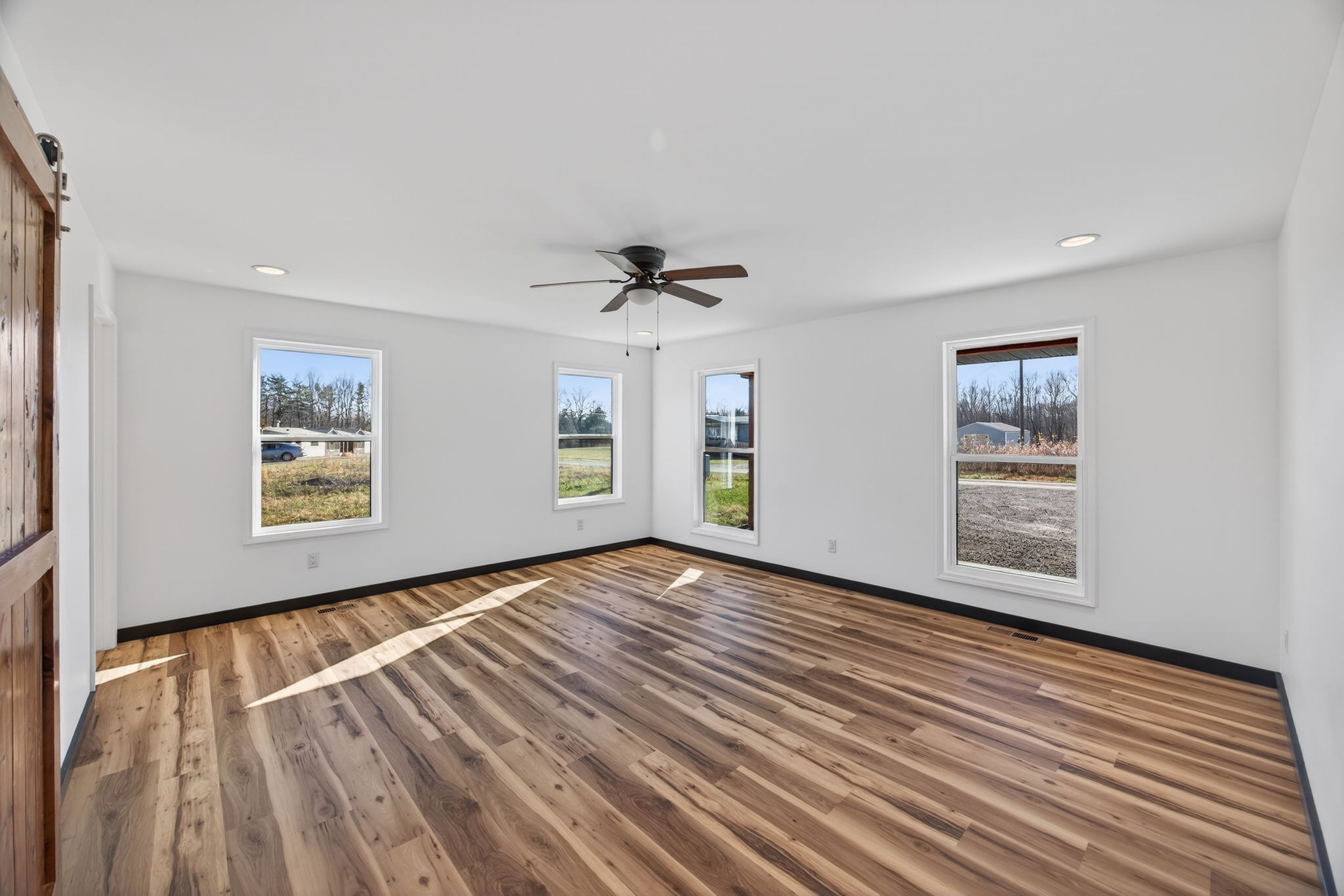 233 Ralph Spivey Lane Hilham, TN 38568 - Photo 17 of 28 Gallery Image 17