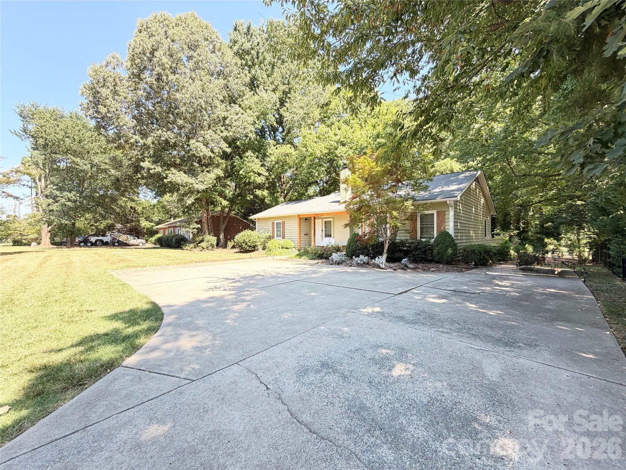 4436 Tilley Morris Road Matthews, NC 28105 - Photo 3 of 5