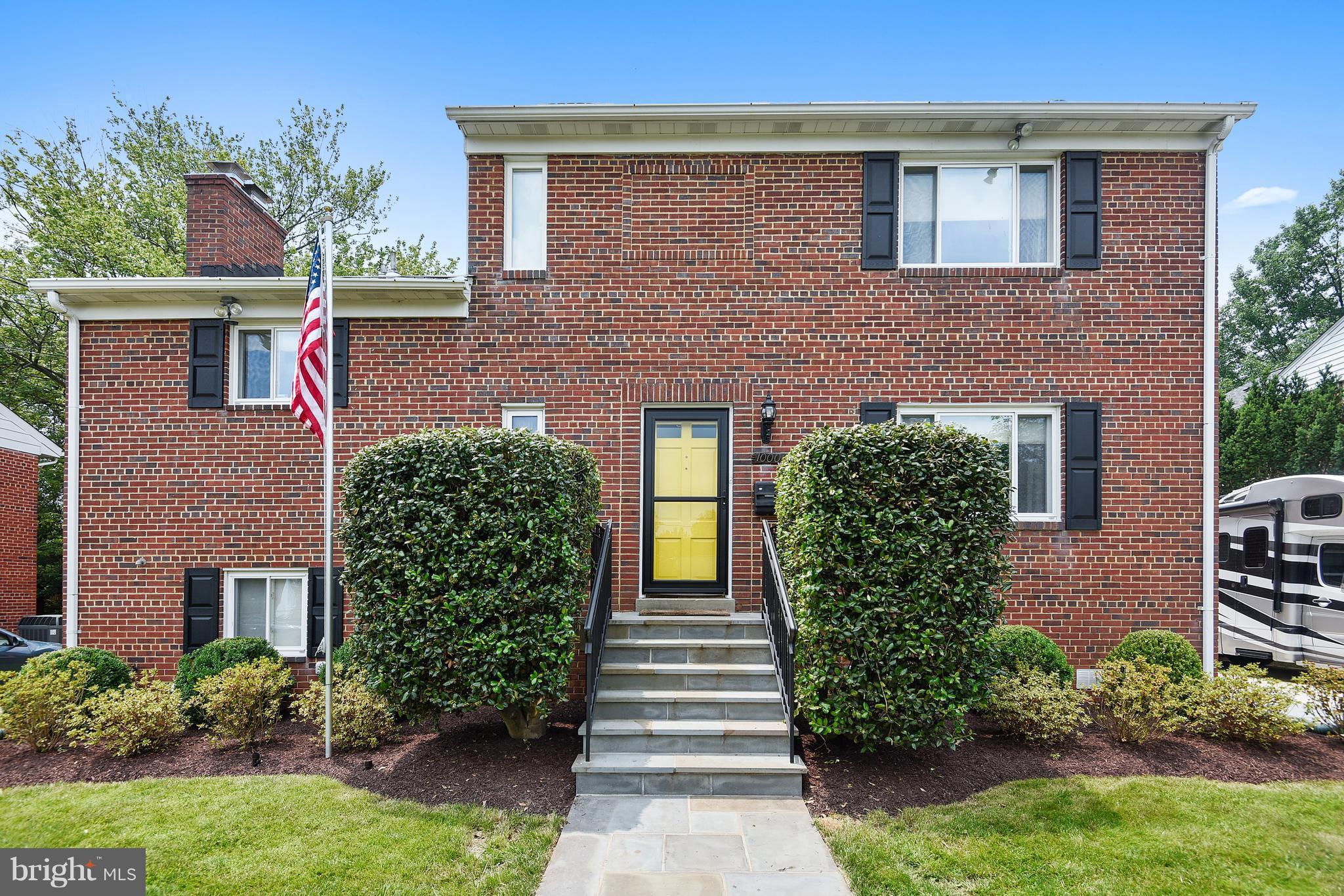 ATTRACTIVE ALL BRICK SPLIT LEVEL