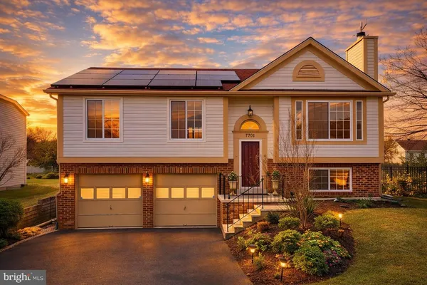 $559,900 | 7701 Ivy Oak Drive, Gaithersburg, MD 20877