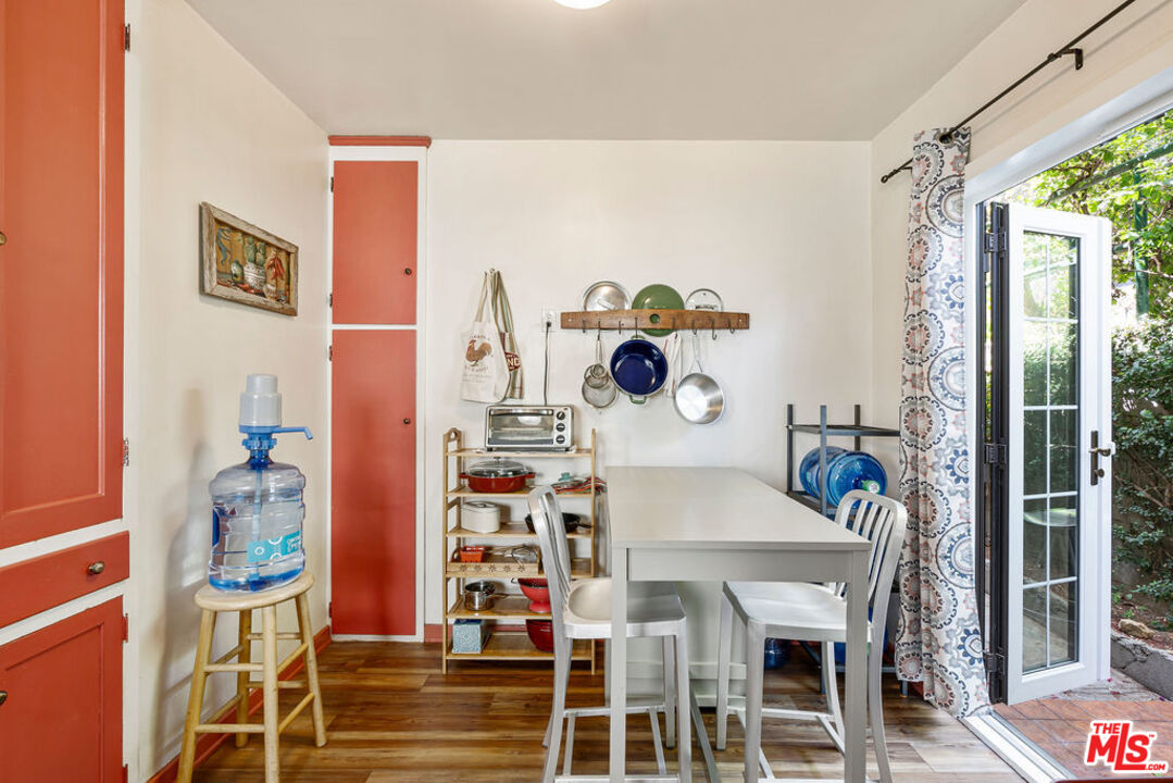 2403 Hyperion Avenue Los Angeles, CA 90027 - Photo 3 of 53