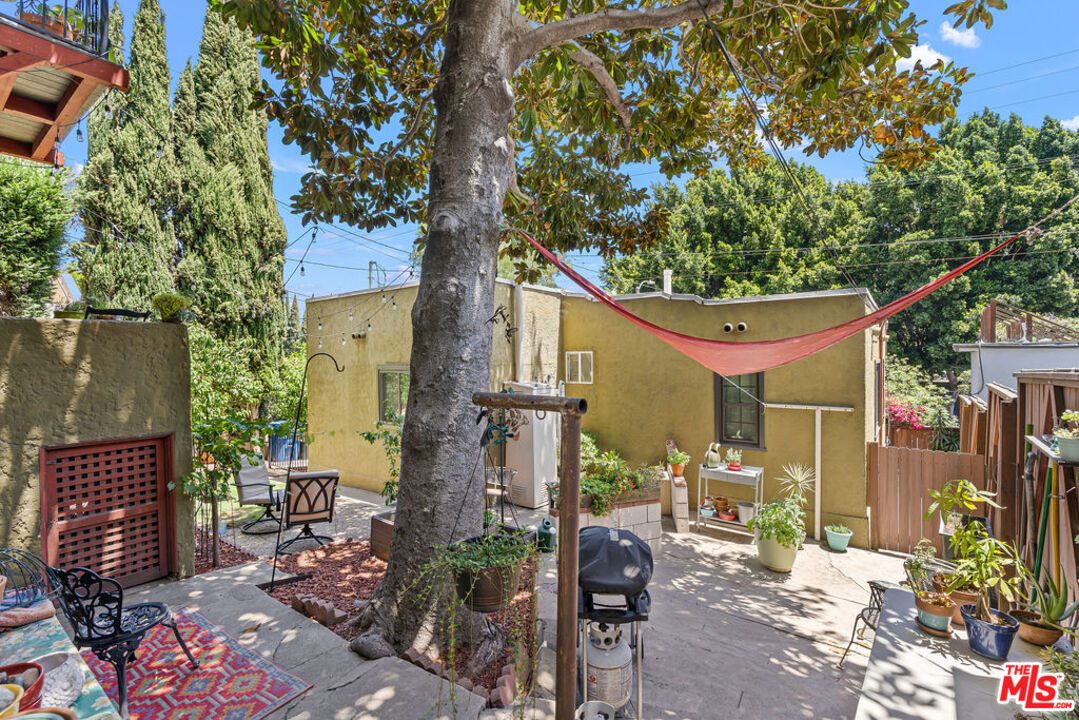 2403 Hyperion Avenue Los Angeles, CA 90027 - Photo 31 of 53