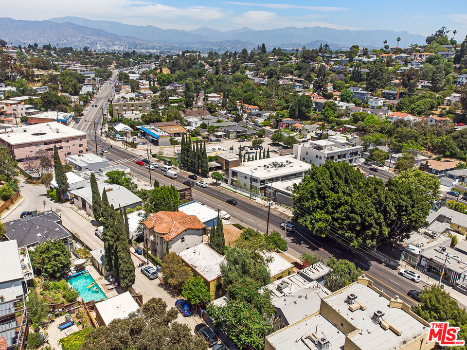 2403 Hyperion Avenue Los Angeles, CA 90027 - Photo 42 of 53 an aerial view of multiple house