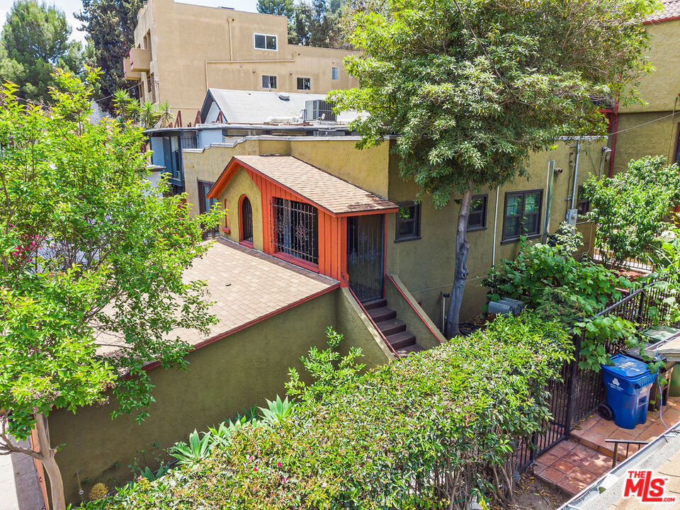 2403 Hyperion Avenue Los Angeles, CA 90027 - Photo 44 of 53 an aerial view of a house with balcony and garden