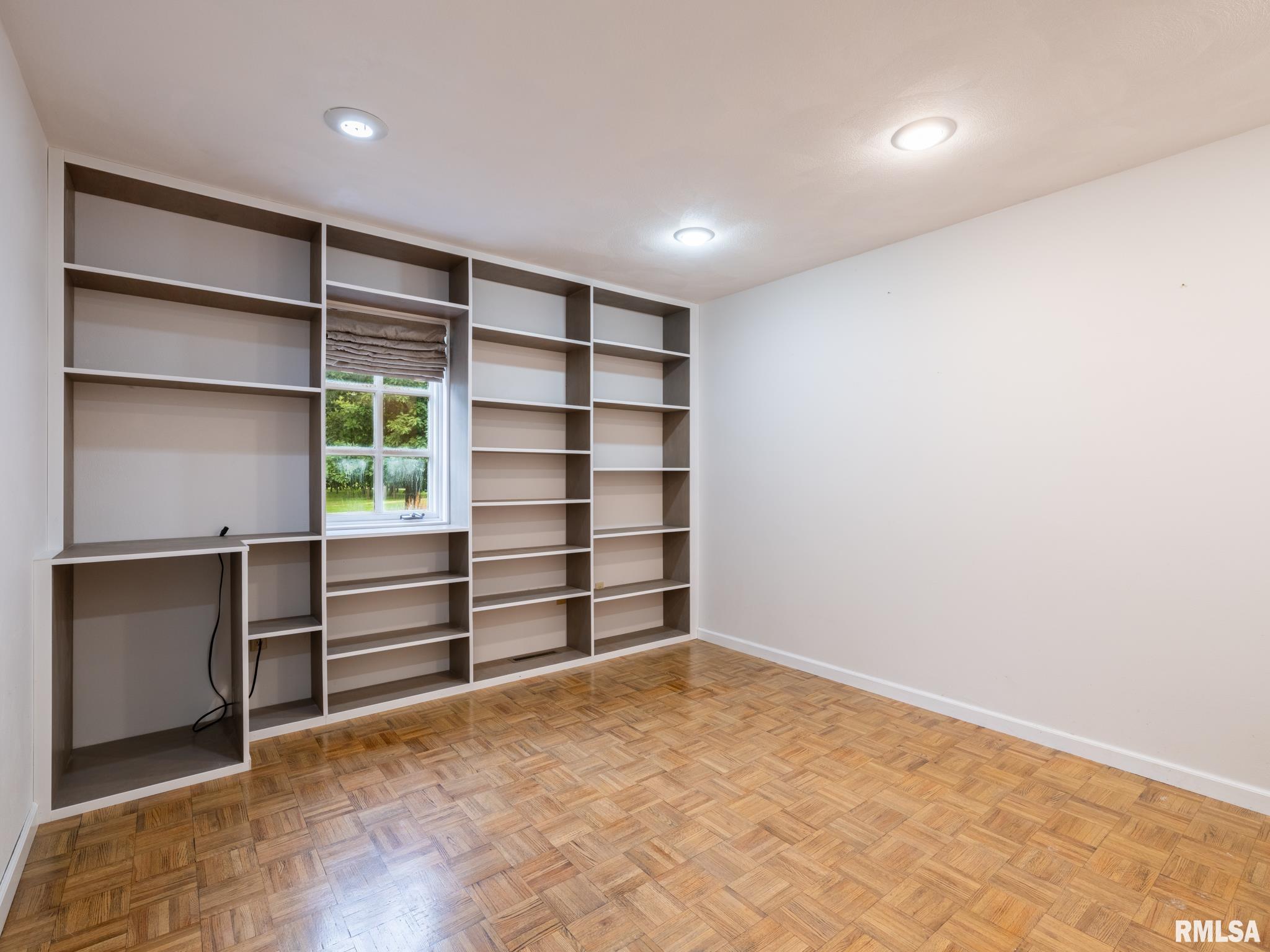 11417 North Route 91 Dunlap, IL 61525 - Photo 45 of 85