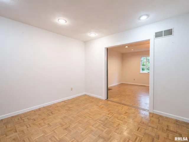 $484,900 | 11417 North Route 91, Dunlap, IL 61525