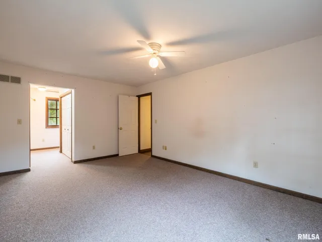 $484,900 | 11417 North Route 91, Dunlap, IL 61525