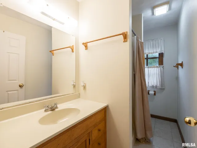 $484,900 | 11417 North Route 91, Dunlap, IL 61525