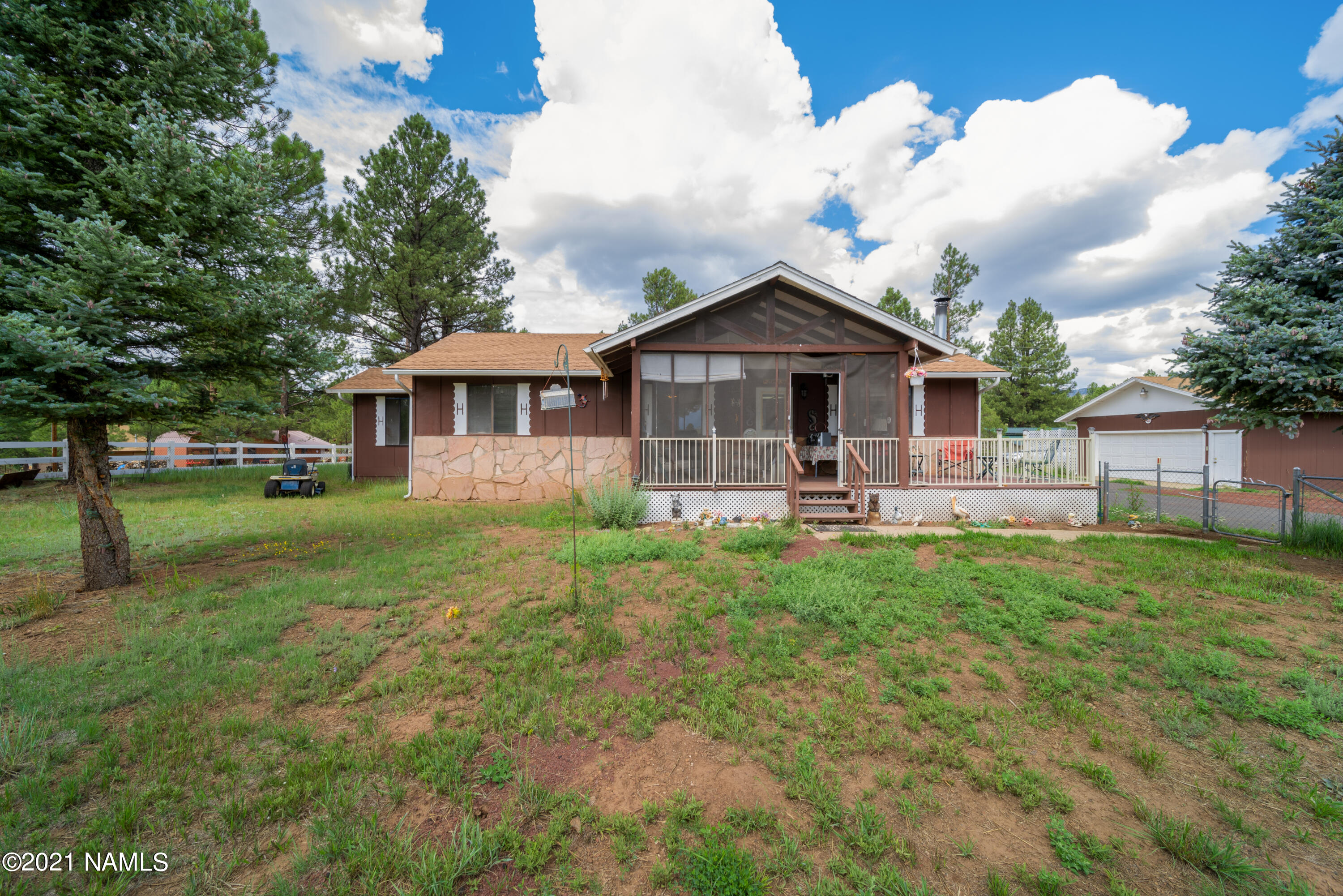 4200 North Spring Valley Road North Parks, AZ 86018 - Photo 15 of 24 Front