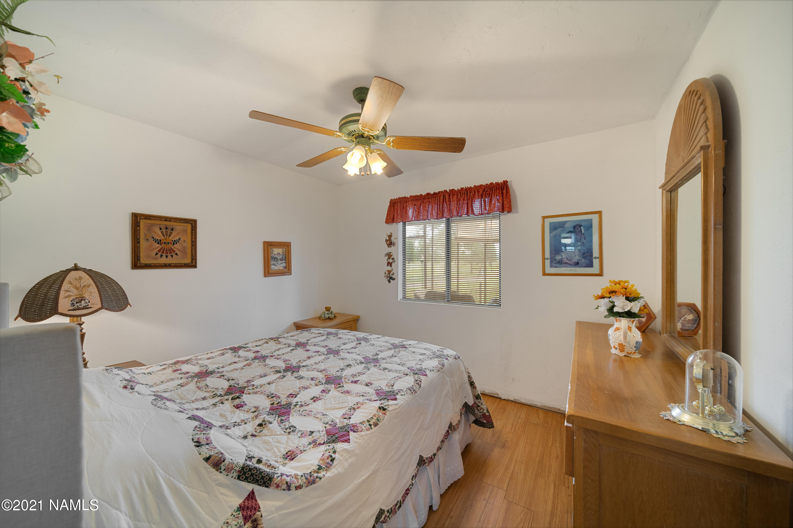 4200 North Spring Valley Road North Parks, AZ 86018 - Photo 8 of 24 Guest Room 1