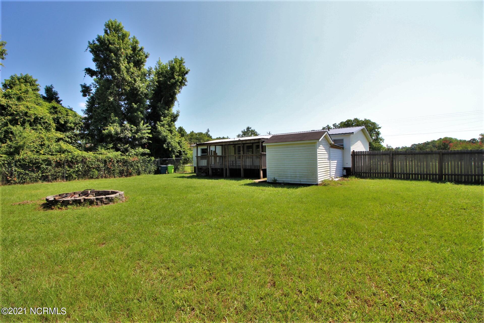 1085 Temples Point Road Havelock, NC 28532 - Photo 37 of 41 Rear yard - lots of privacy!