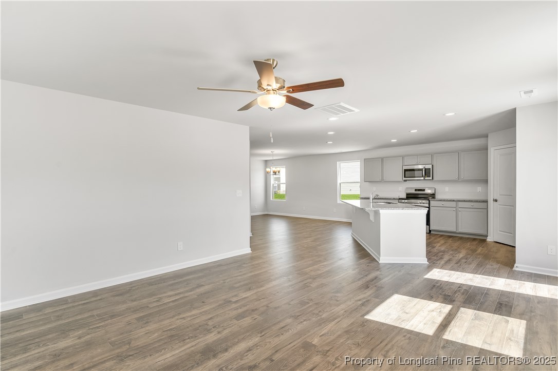 322 Happy Trail Road Aberdeen, NC 28315 - Photo 16 of 32