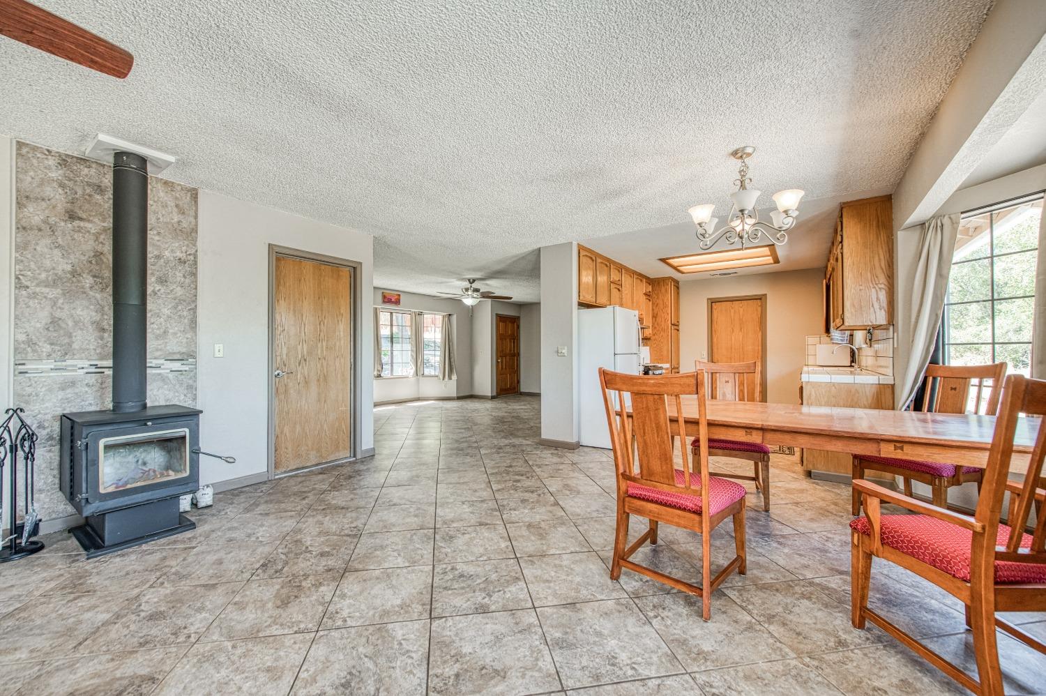 43739 Wells Road West Coarsegold, CA 93614 - Photo 23 of 56 Gallery Image 23
