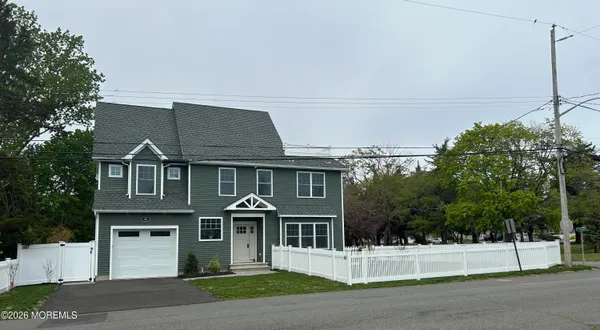 $789,900 | 50 Breton Harbor Drive, Toms River, NJ 08753