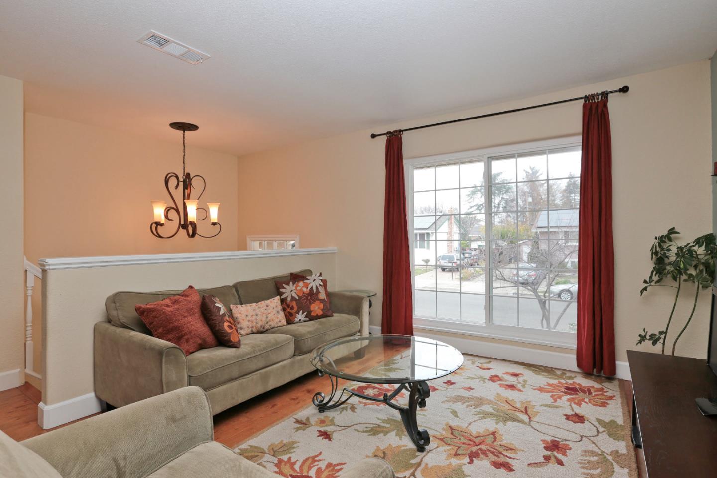 3926 Bucknall Road Campbell, CA 95008 - Photo 8 of 25 Gallery Image 8
