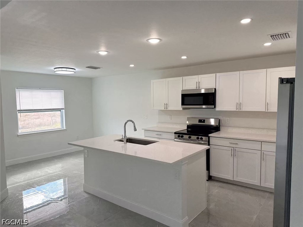 3705 26th Street Southwest Lehigh Acres, FL 33976 - Photo 6 of 29