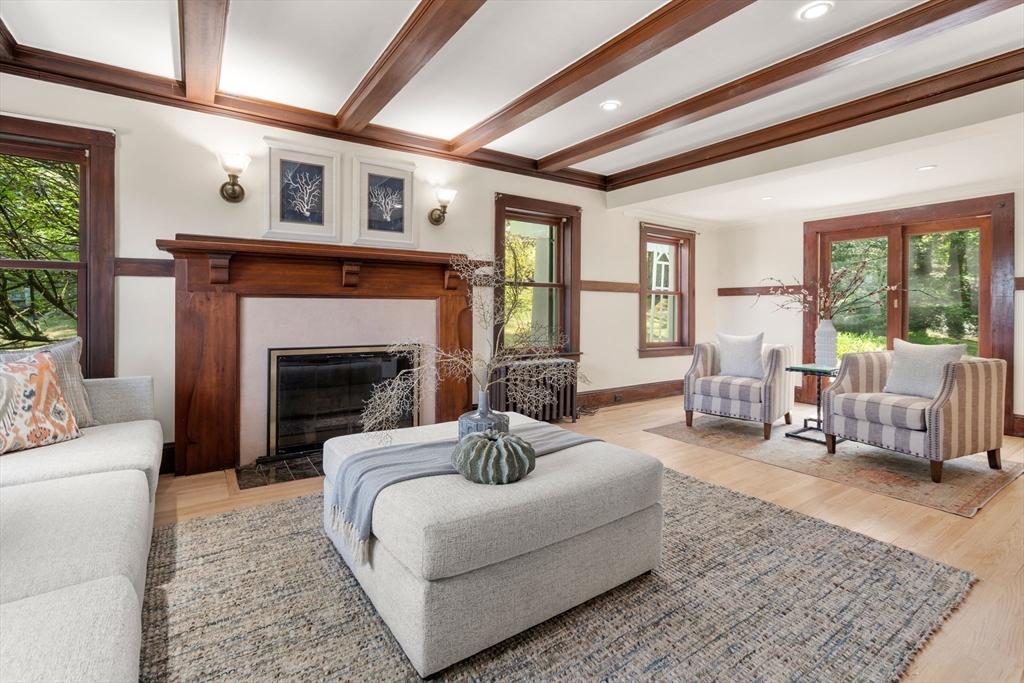 90 Hull Street Newton, MA 02460 - Photo 4 of 25