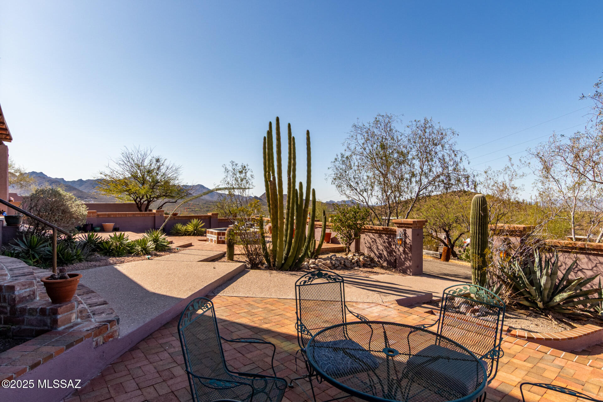 4051 West Anklam Road Tucson, AZ 85745 - Photo 7 of 46 Gallery Image 7
