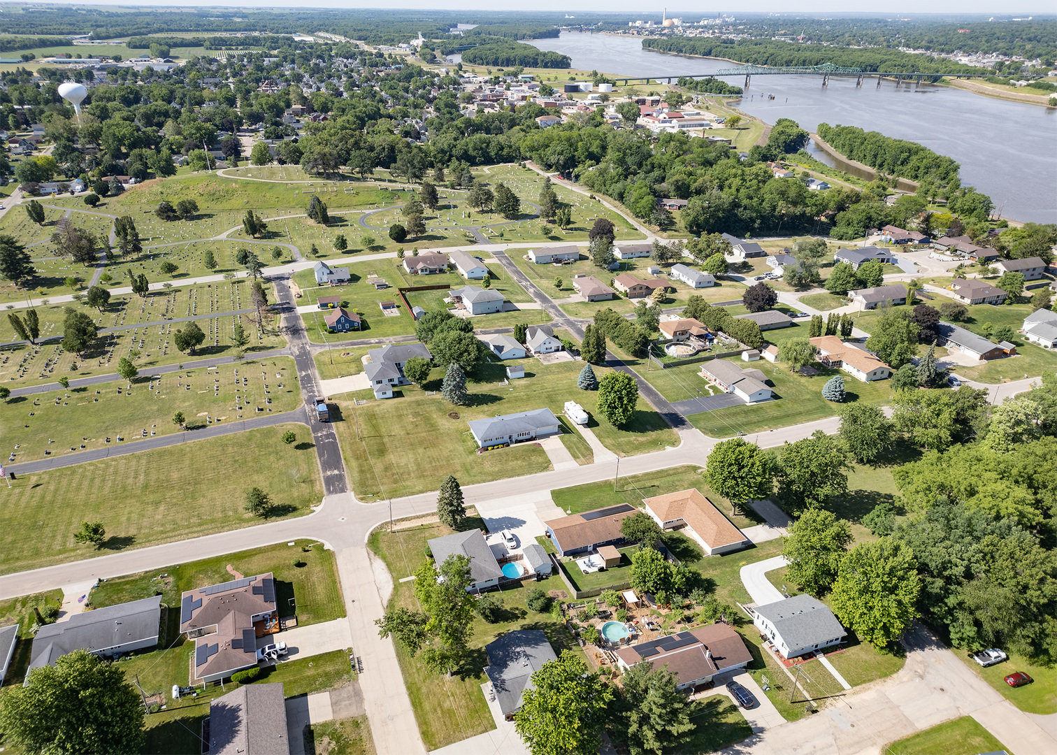 710 1st Avenue Fulton, IL 61252 - Photo 9 of 33