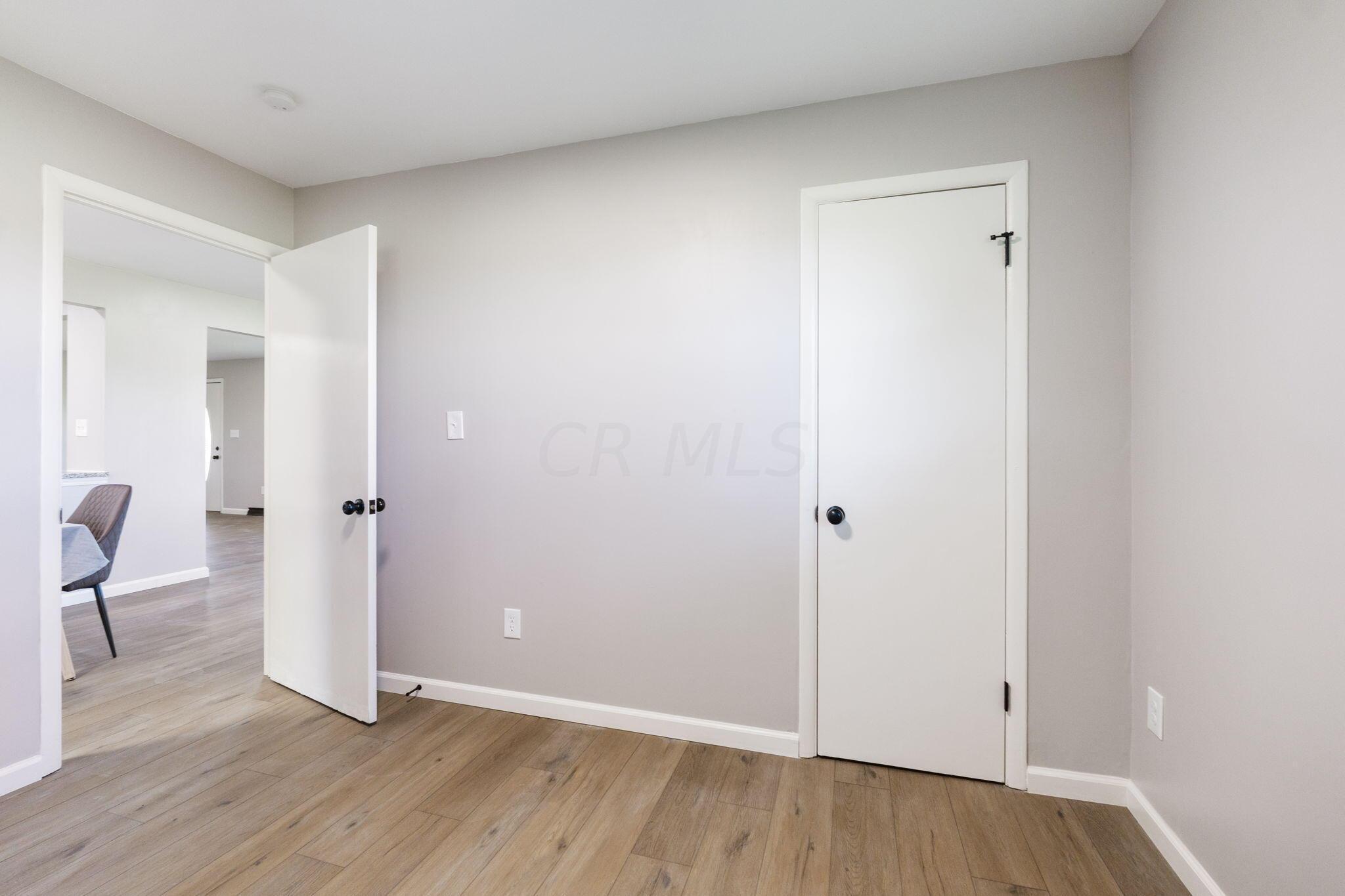 4435 Bixby Road Groveport, OH 43125 - Photo 20 of 46 4435 Bixby Rd (Interior)-17