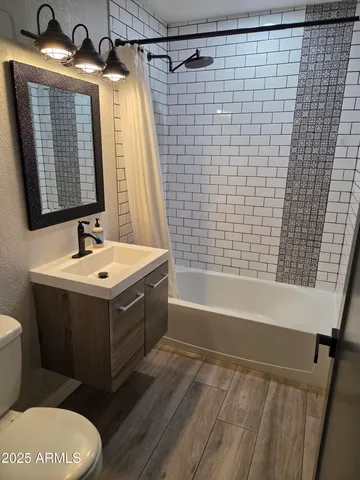 $2,350 | 1838 East Monterey Way, Phoenix, AZ 85016