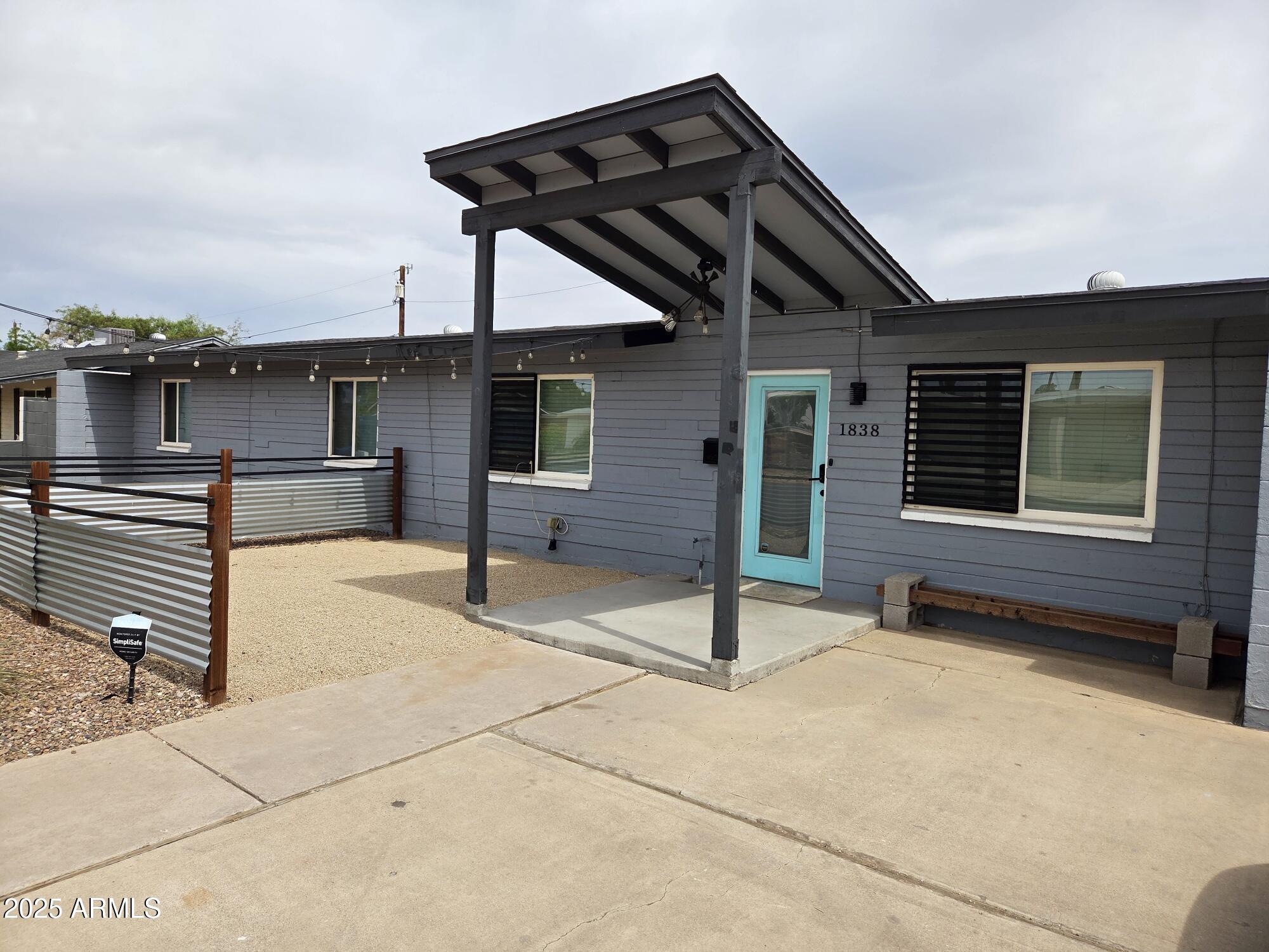 1838 East Monterey Way Phoenix, AZ 85016 - Photo 3 of 27 20250529_102215_resized