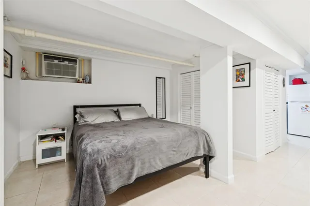 $999,000 | 87-15 258th Street | Floral Park