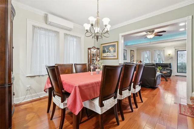 $999,000 | 87-15 258th Street | Floral Park